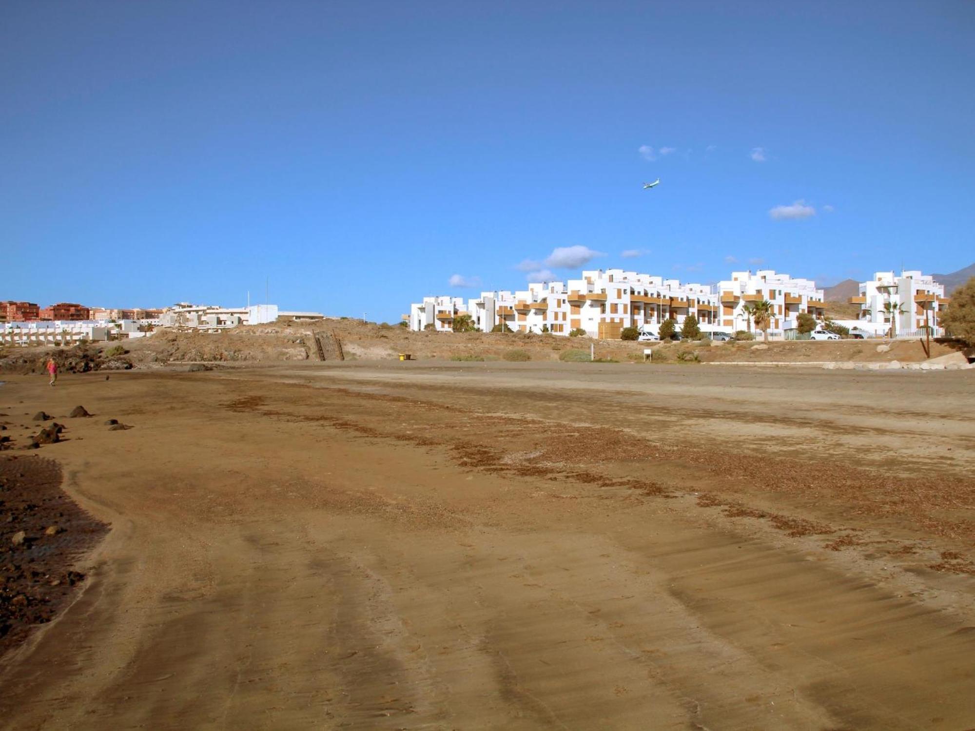 אל מדאנו Sunny Duplex Los Martines חדר תמונה