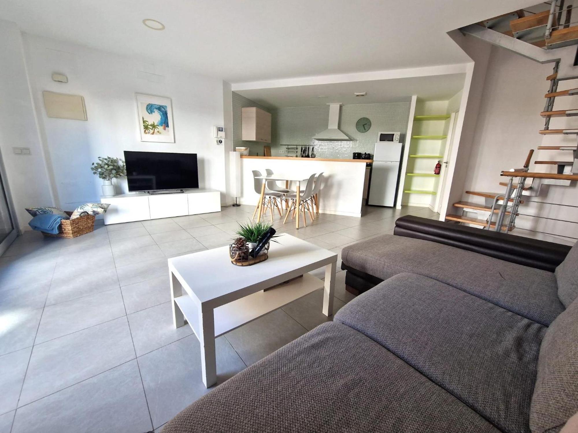 אל מדאנו Sunny Duplex Los Martines חדר תמונה