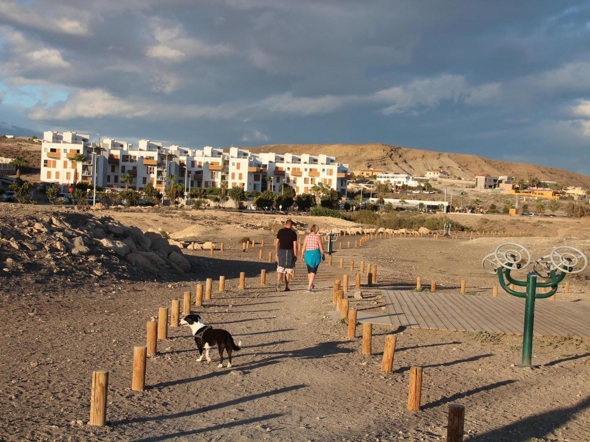 אל מדאנו Sunny Duplex Los Martines חדר תמונה